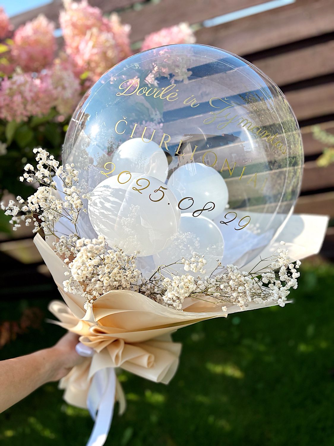 Personalized gift in a balloon - Gypsophilia